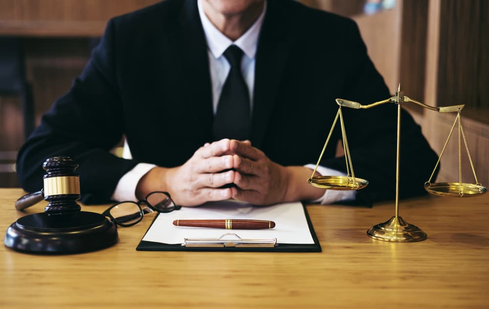 Choosing the Right Criminal Defense Attorney