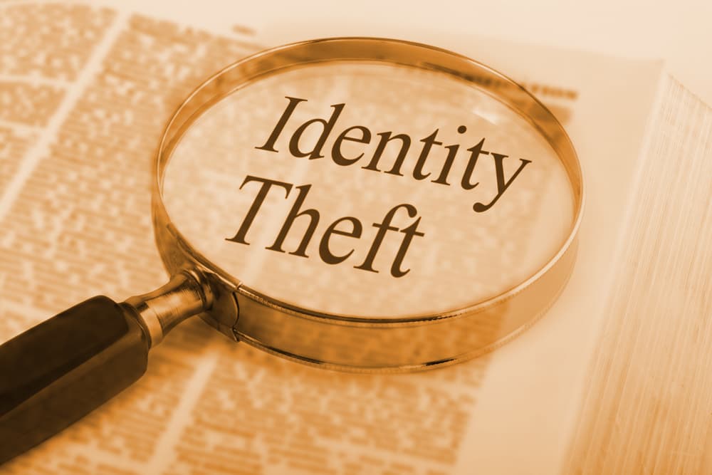 Is Identity Theft a Federal Crime?